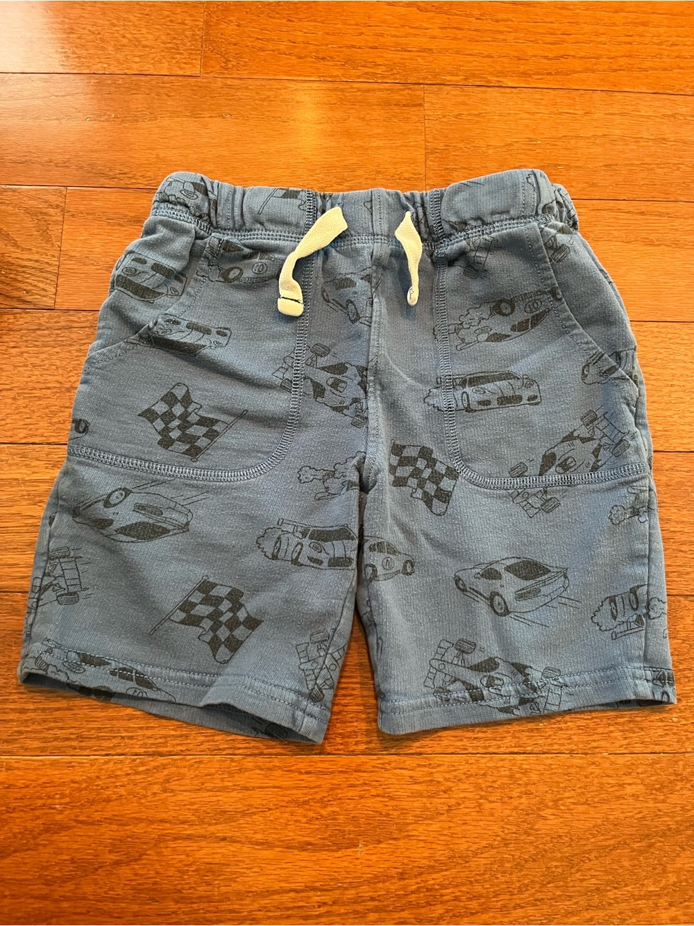 Boys Blue Carter’s Shorts With Car Print Size 6